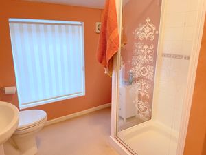 HILL COTTAGES- click for photo gallery